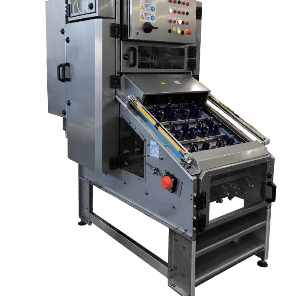 Descorazonado y corte  para pimientos